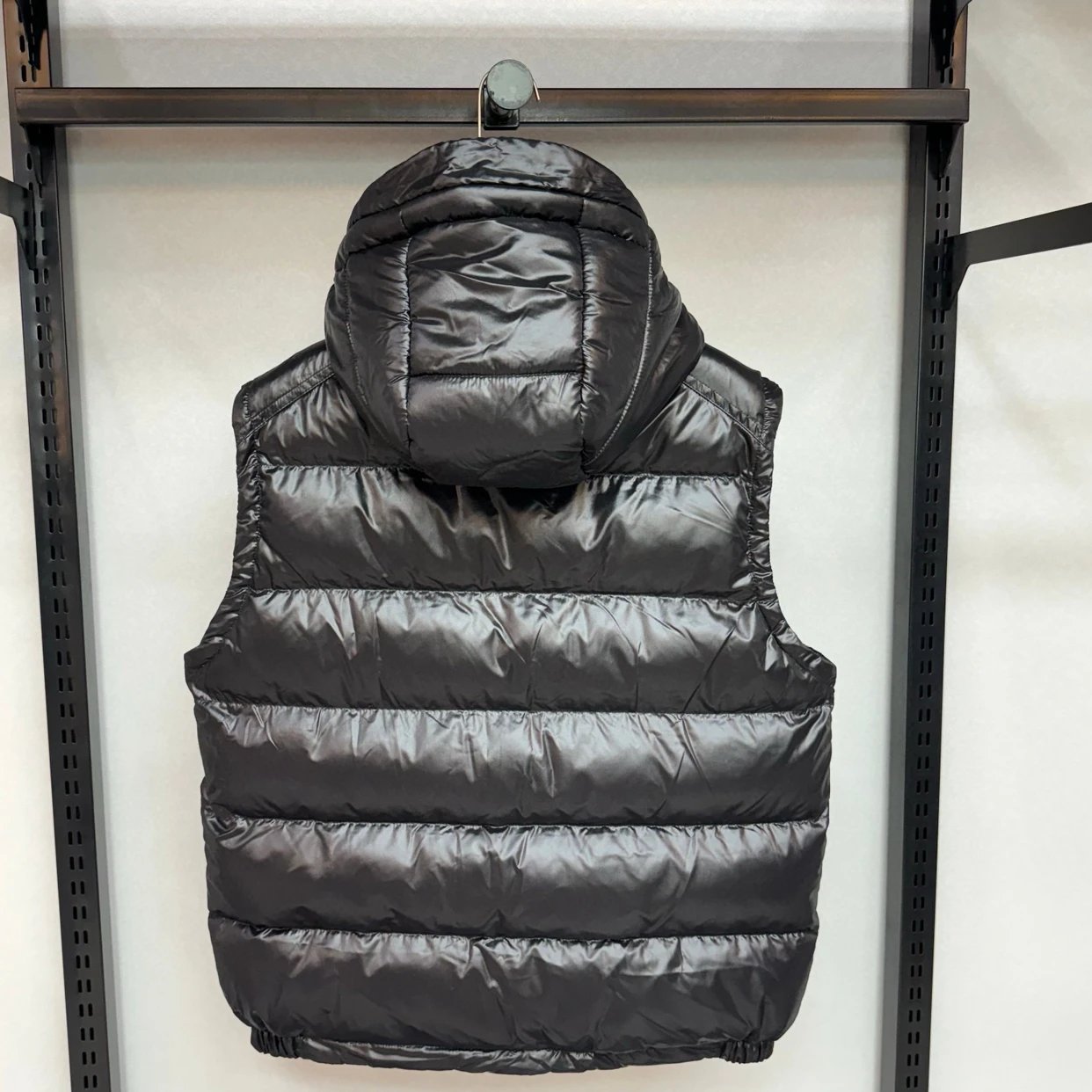 Men's and Women's Down Vest photo 7