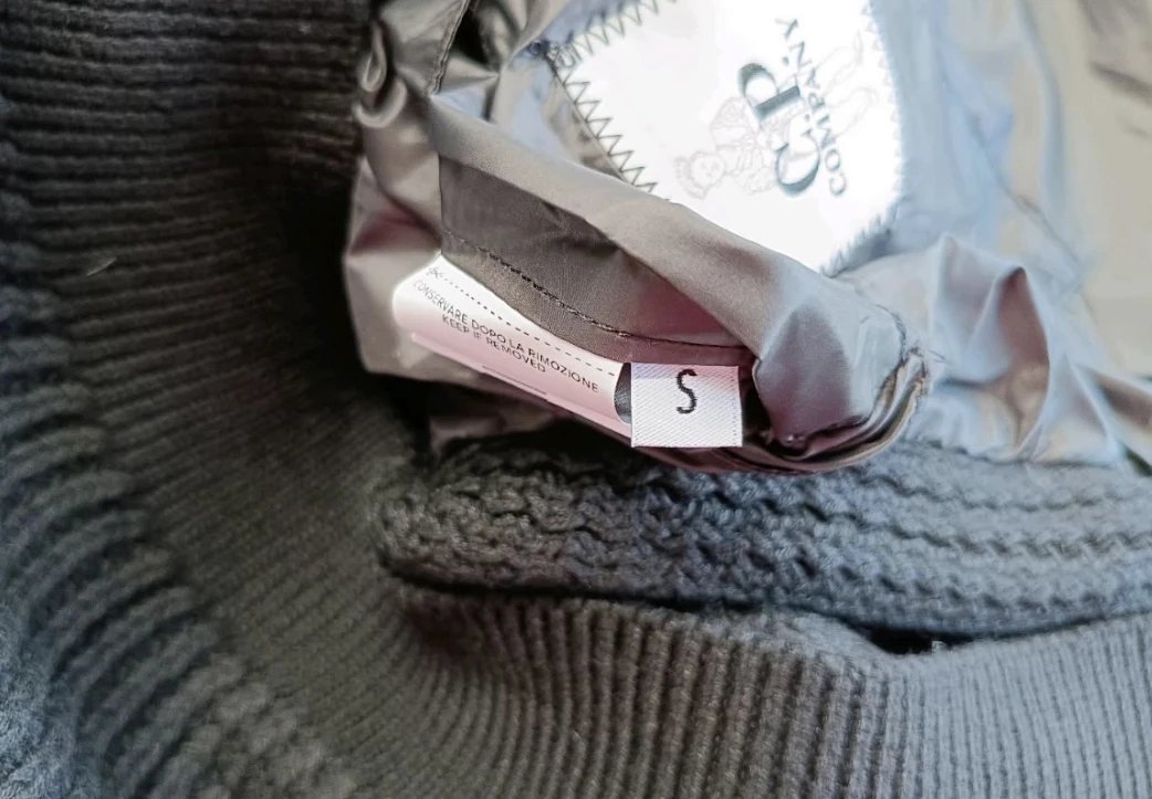 Moncler Genius x Greg Lauren Puffer Vest with Knit Sleeves Black Down Jacket product detail 7 in Litbuy spreadsheet finds