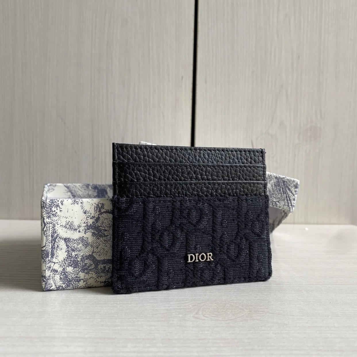 New ~ Top Dior Classic Blue Black Monogram Embroidered Canvas & Pebbled Leather CD Montaigne Ultra-Thin Card Holder