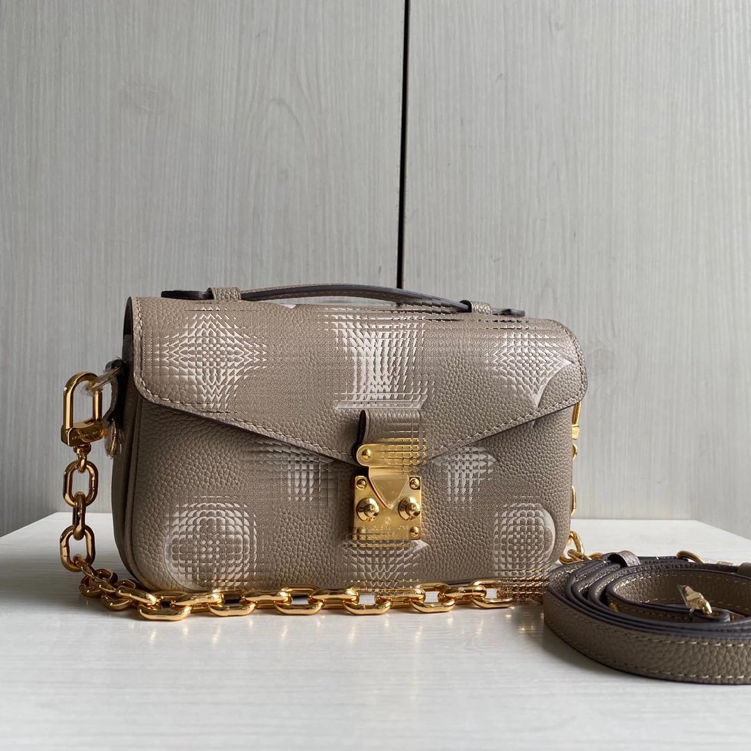 Premium Aluminum New Messenger Bag Chain Strap Horizontal Full-Grain Leather Envelope Crossbody Shoulder Bag Women's Bag 21*13 Steel Hardware