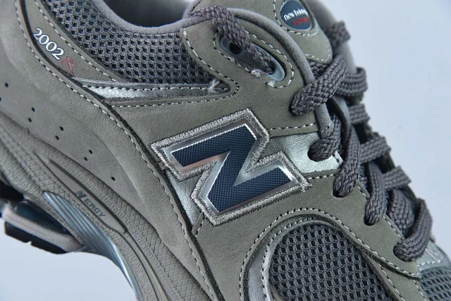 New Balance Sneakers 2002R product detail image 25