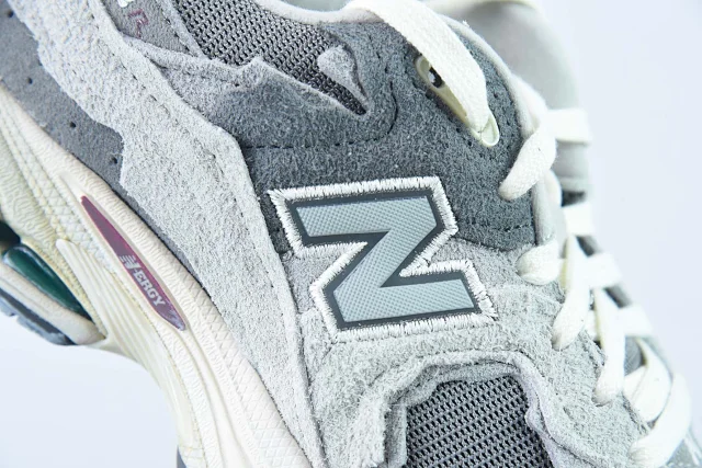 New Balance Sneakers 2002R product detail image 43
