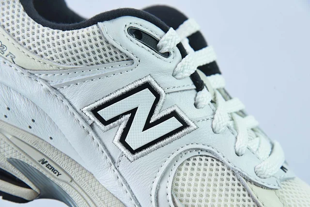 New Balance Sneakers 2002R product detail image 61
