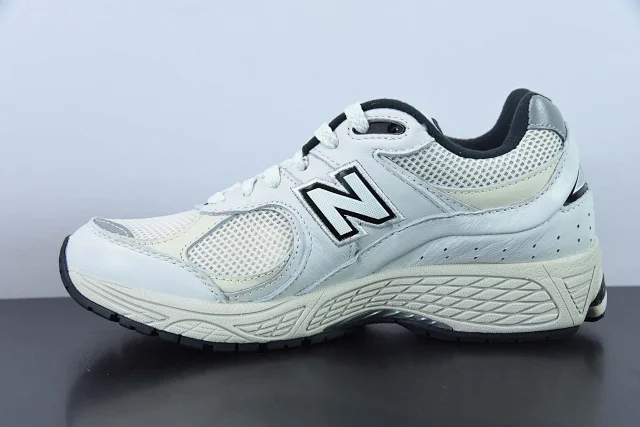 New Balance Sneakers 2002R product detail image 56