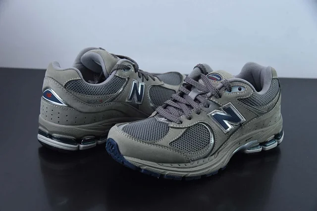 New Balance Sneakers 2002R product detail image 27