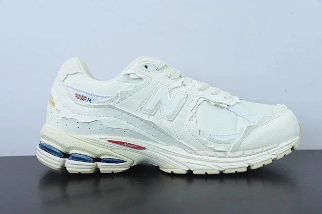 New Balance Sneakers 2002R product detail image 13