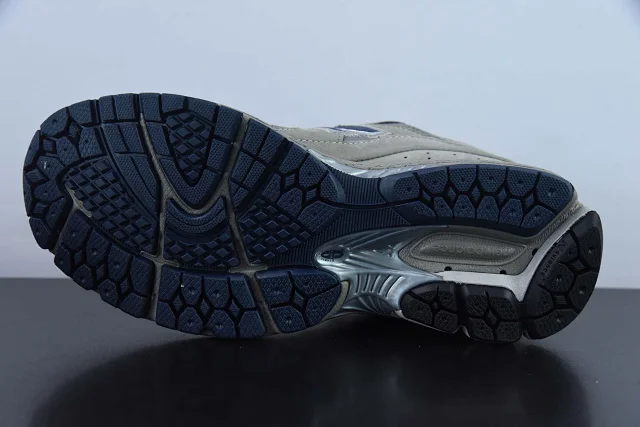 New Balance Sneakers 2002R product detail image 26
