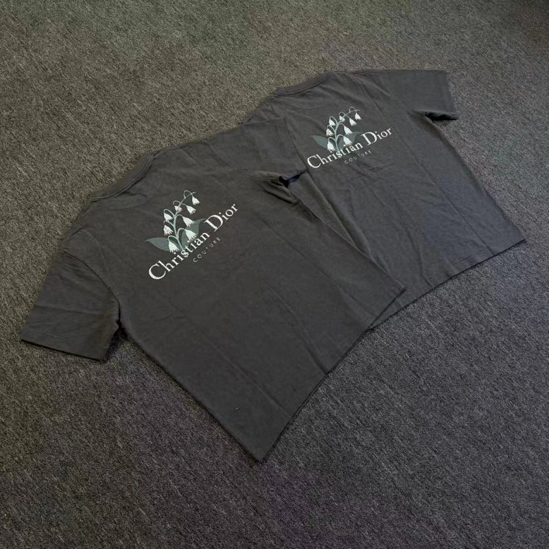 Tee from Happy Sheep