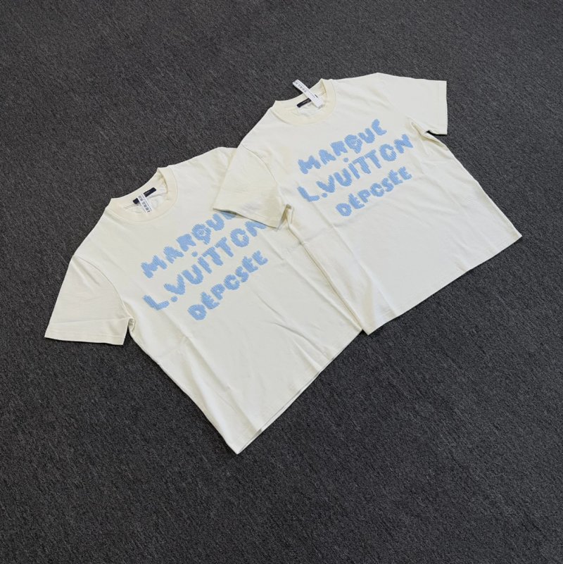 Tee from Happy Sheep