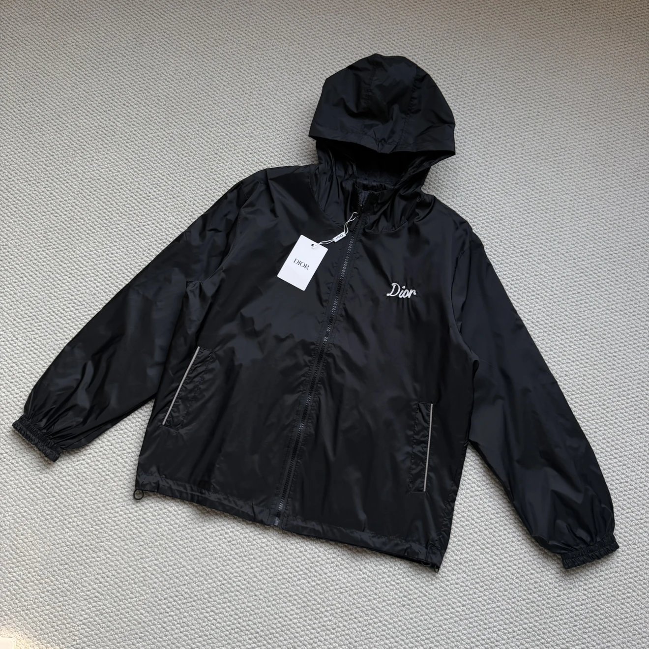 GM Welfare: Wear on both sides ❗ D Home Embroidered Logo Thin Jacket with Embroidered Logo on Both Sides, Inner Lining, Customized Logo, Pig Nose Buckle, Magnetic Pocket, Full Set of Details, Matching Version