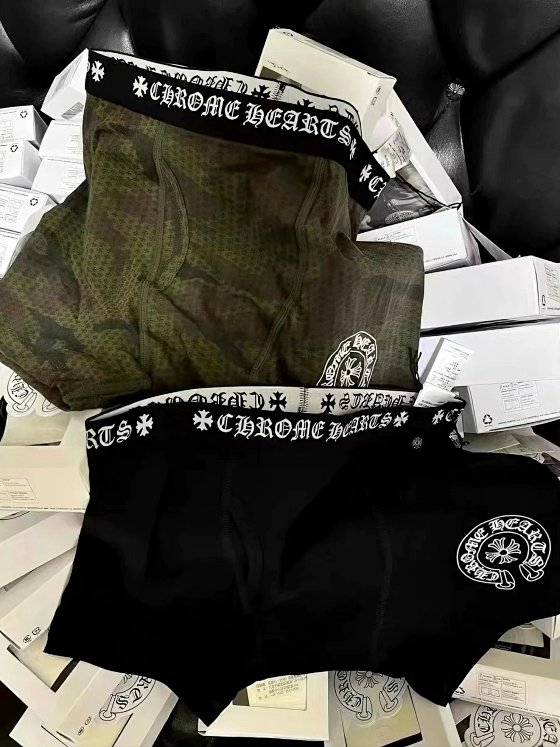 Chromehearts CH style Buddhist Sanskrit cross shaped underwear with a horseshoe buckle in Sanskrit for both men and women, the top difference in the market, junk goods