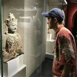 余老板的店