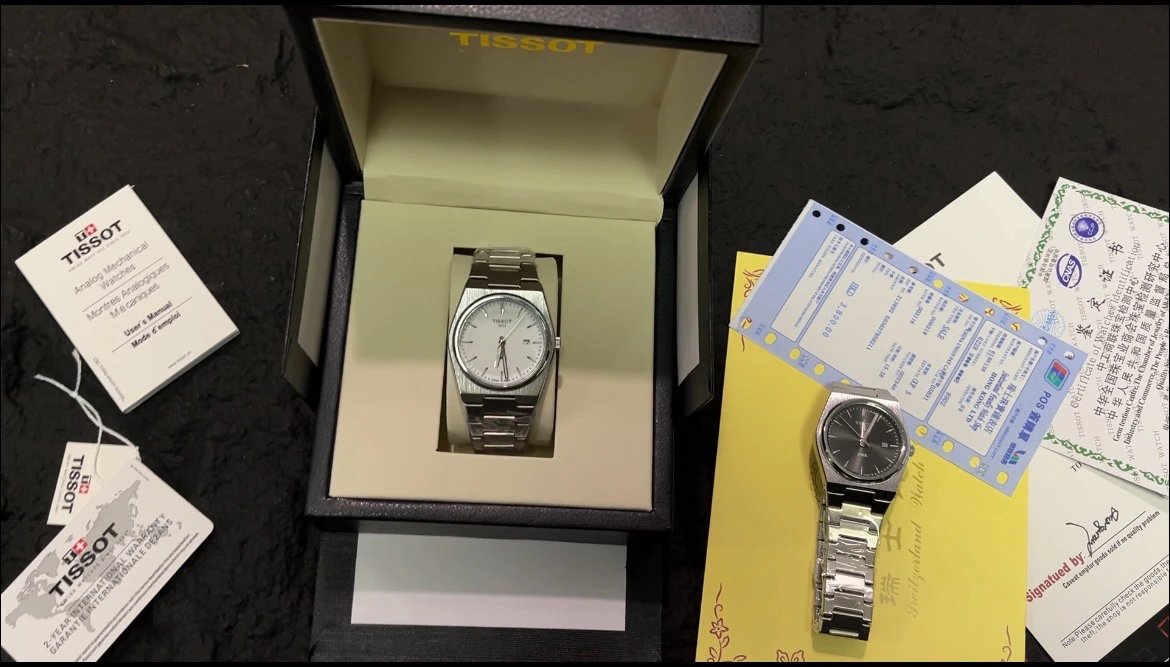 💰 118 free shipping with official website counter complete packaging 📦. Smooth dial ⌚ ️ White 🤍 Tissot Super Player PRX Series, size 40mm