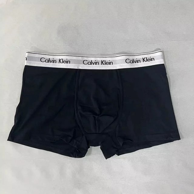 Calvin Klein Underwear: seller detail photo 8