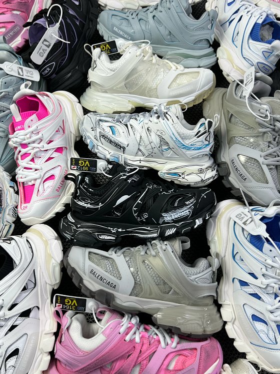 【 TO1 Ceiling level VG version 】 Welfare leak detection Track 3.0 generation retro dad shoes, brand new original box packaging, complete accessories, unisex casual sports shoes