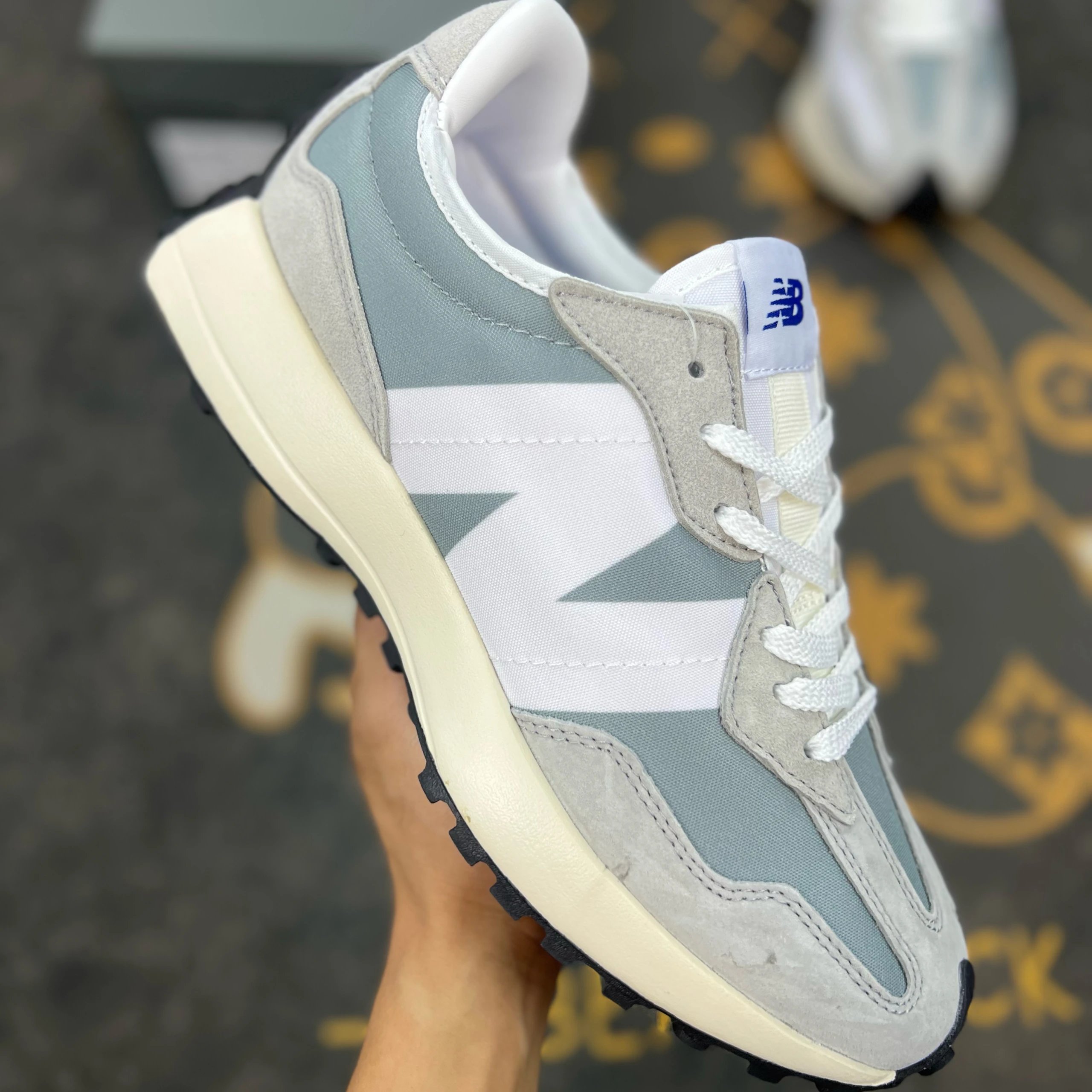 U327WCA Yuanzu Grey