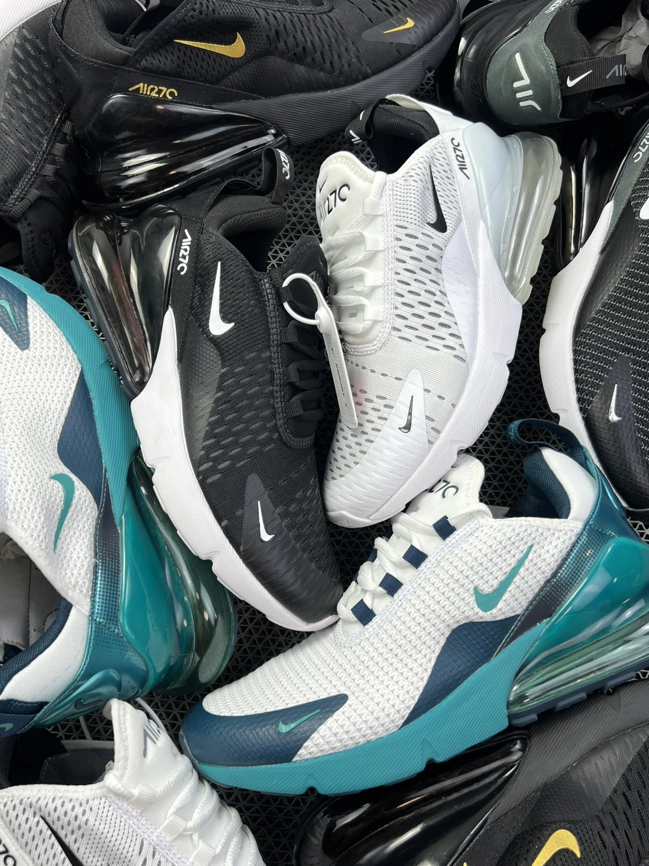 Nike Air Max 270 Air Cushion Casual Sneaker