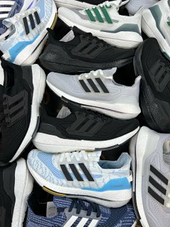 【 Running shoe ceiling is really easy to wear 】 Pure original version Ultra boost UB7.0 BASF explosive outsole ultra soft rebound cushioning breathable classic low top sports running shoes for both men and women