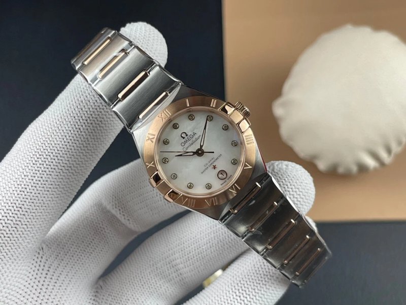 Watch from Three-legged