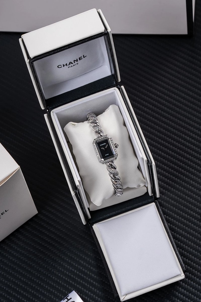 Chanel Jennie Première Galon Blackpink N 5