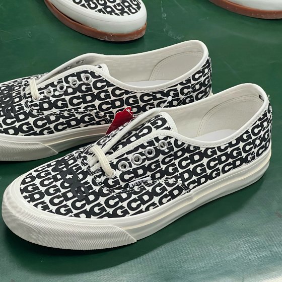casual shoes