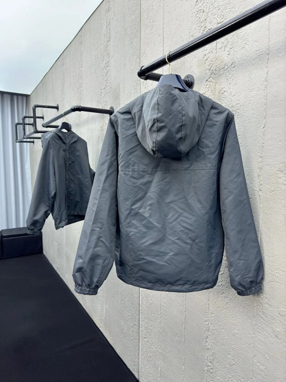 101 double-sided windbreaker
