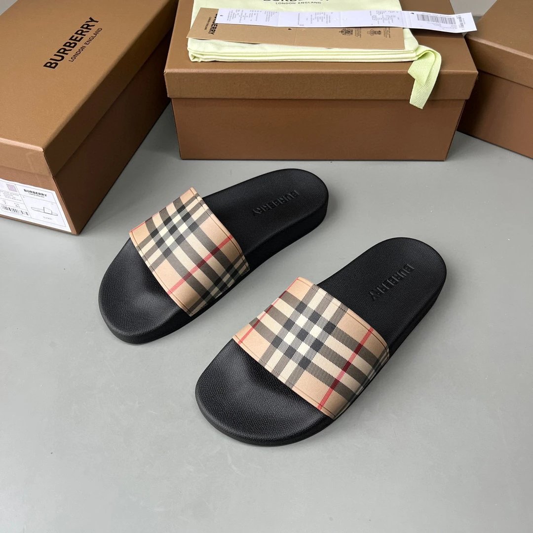 Burberry Slides — 6. colorway — USFans Spreadsheet photo