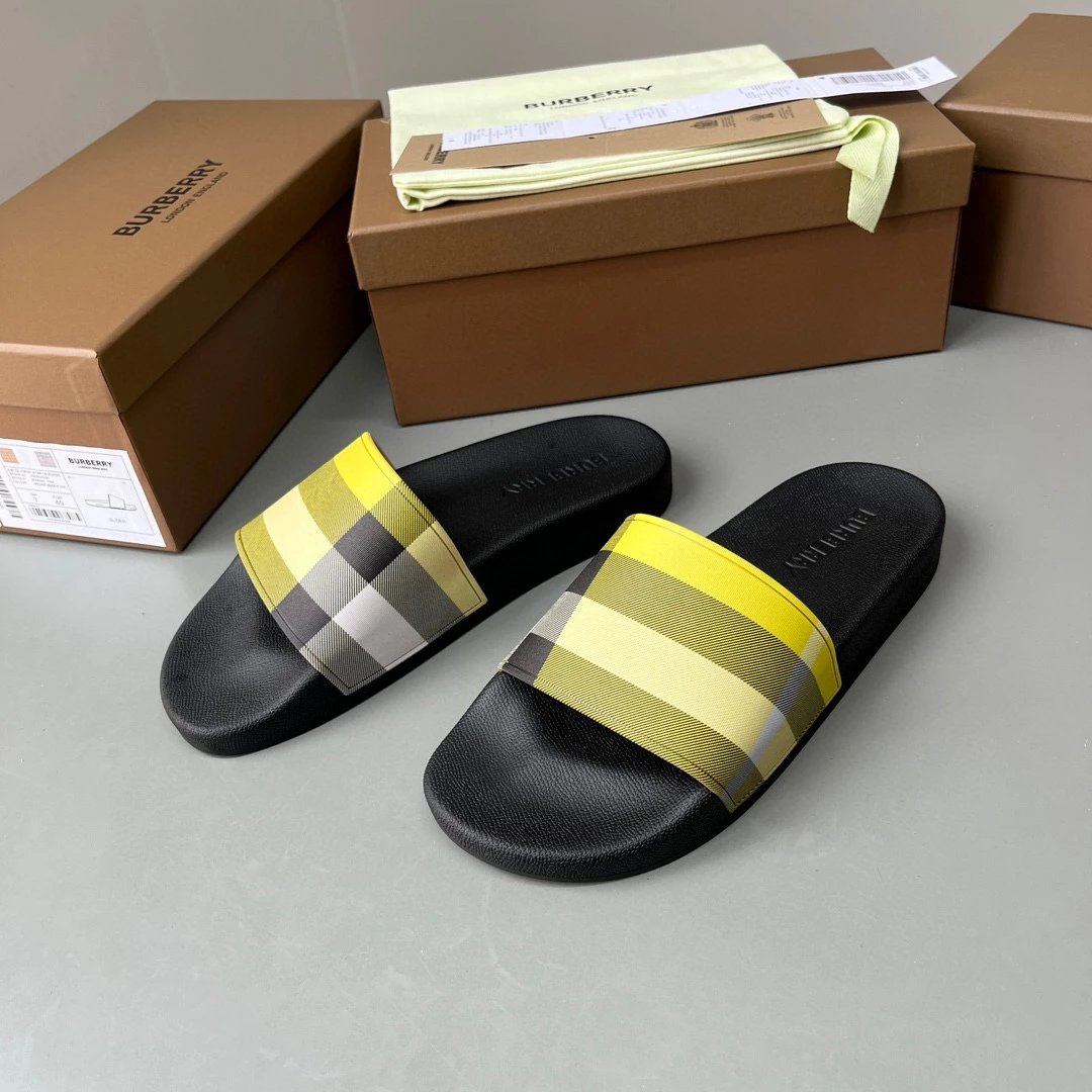 Burberry Slides — No.5 colorway — USFans Spreadsheet photo