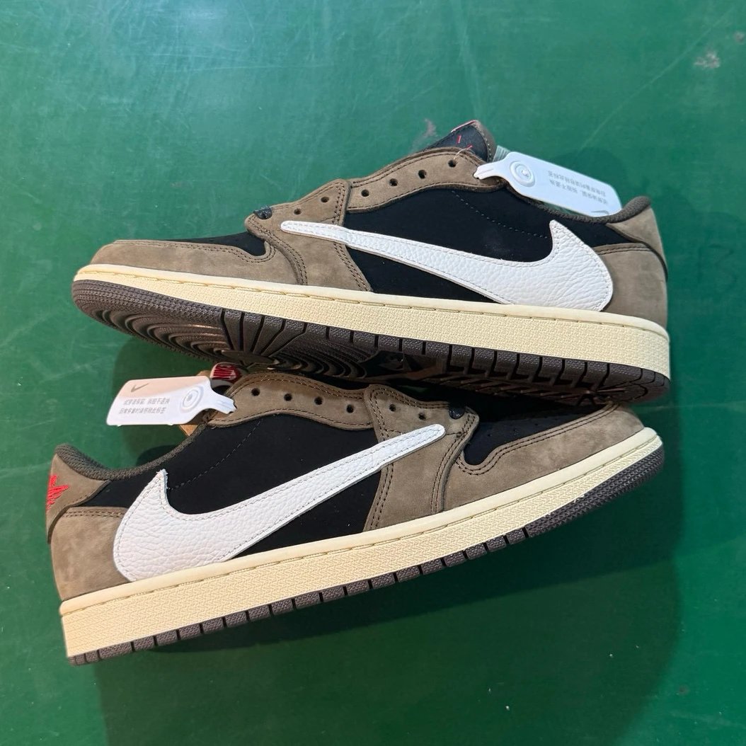 1.0 Black Brown