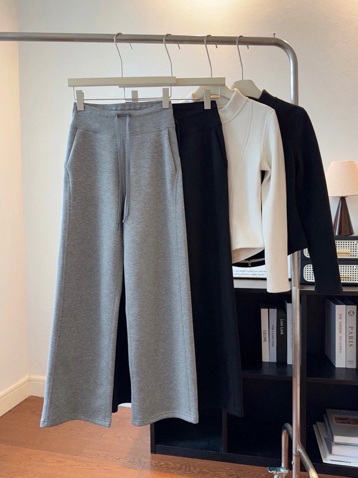 Lululemon Fleece Wide Leg Joggers