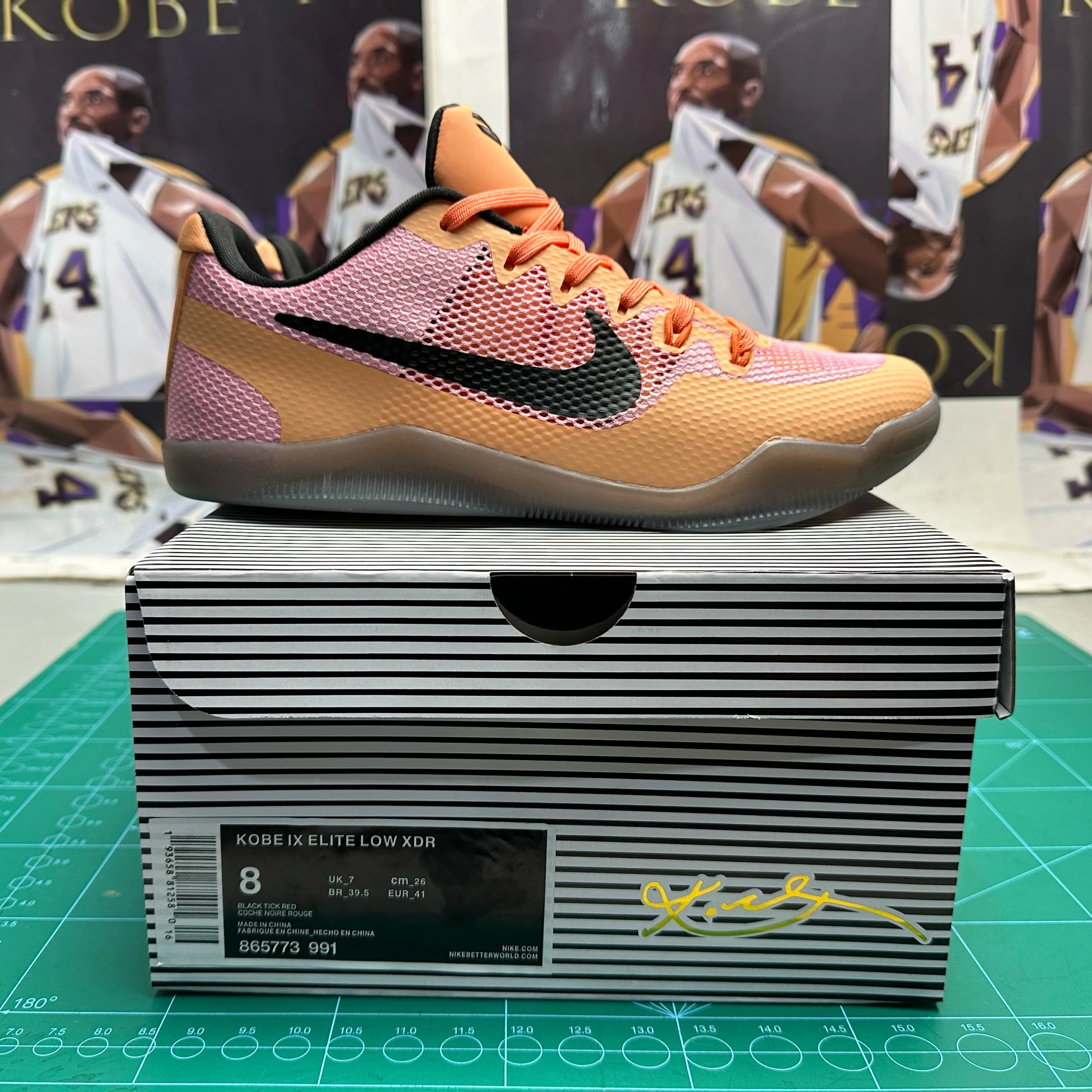 Kobe 11 Volcano Red