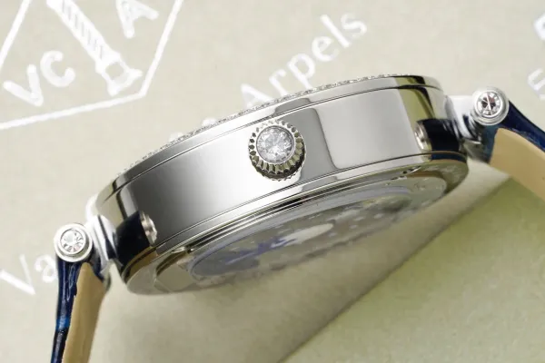 Van Cleef & Arpels Pont des Arts White Leather Watch Watches - 11