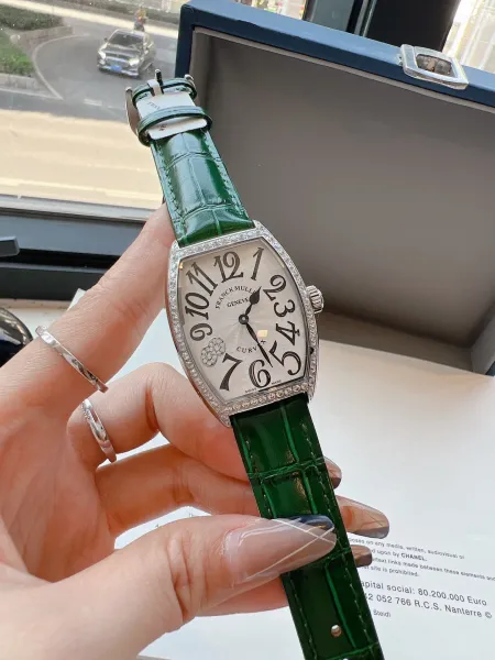 Franck Muller Curvex Diamond-Set Silver Dial Green Alligator Strap Mechanical Watch Watches - 39