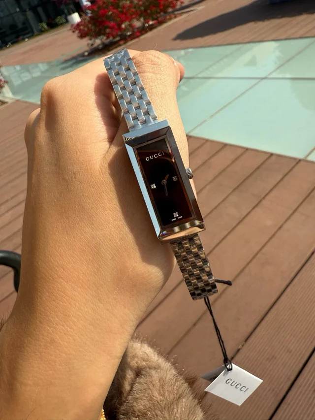 Gucci Watches G-Frame rectangular bracelet watch product detail image 29