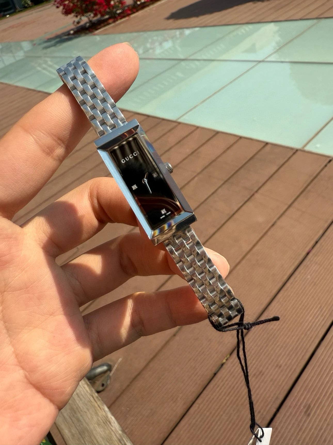 Gucci Watches G-Frame rectangular bracelet watch image 3