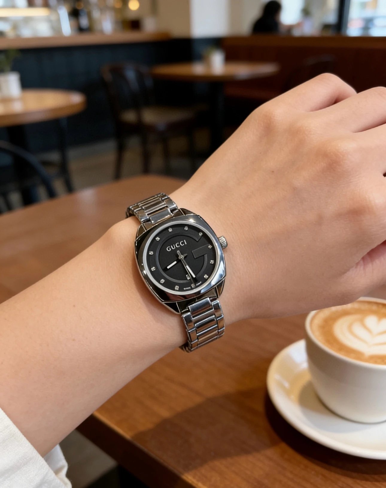 Gucci Watches G-logo dial stainless steel bracelet watch image 3
