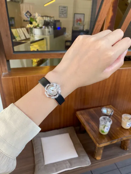 Chanel Premiere Bow Watch Black Dial Diamond-Encrusted Silver-Tone Watch Watches - 9