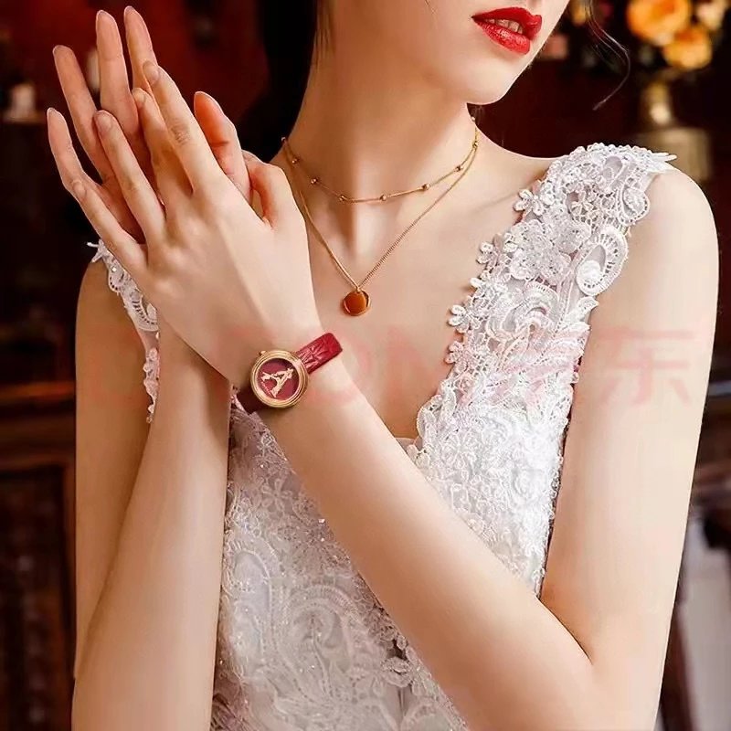 Gold Case Red Strap 