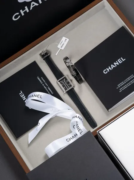 Chanel Mademoiselle Privé Watch Black and Gold Quartz Watch with Leather Strap Watches - 9