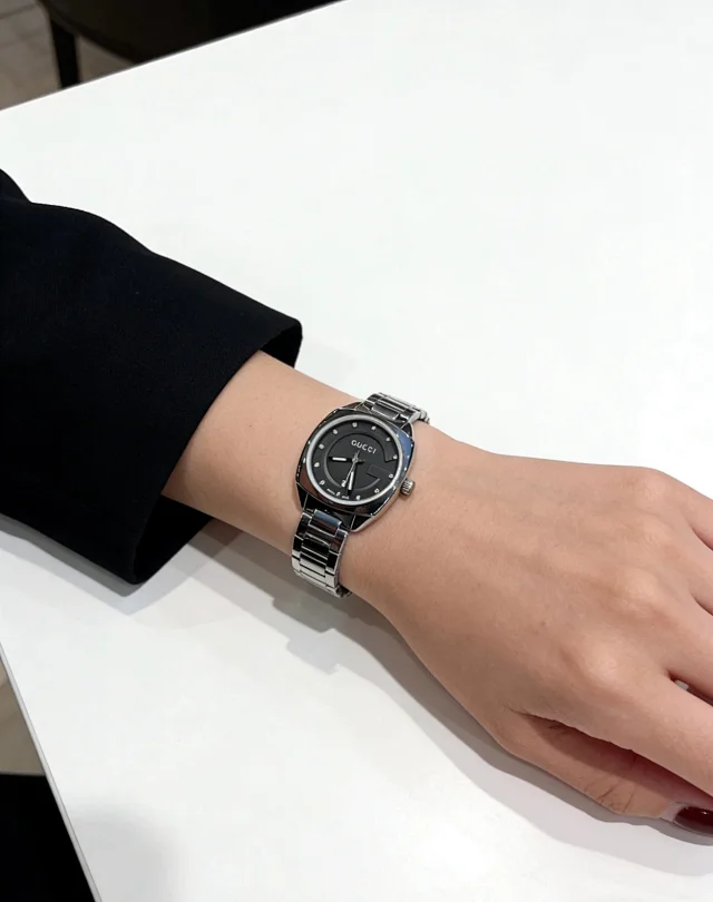 Gucci Watches G-logo dial stainless steel bracelet watch product detail image 11