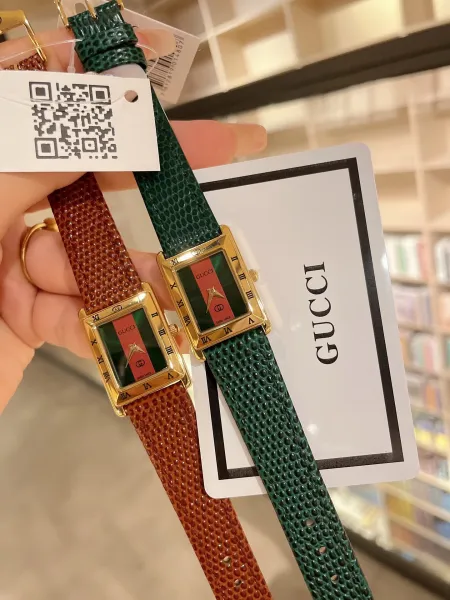 Gucci G-Timeless Mini Black Leather Strap Quartz Watch Watches - 15