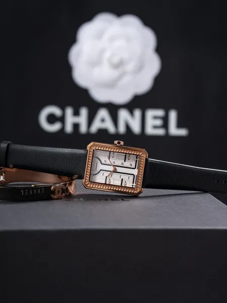 Chanel Mademoiselle Privé Watch Black and Gold Quartz Watch with Leather Strap Watches - 28