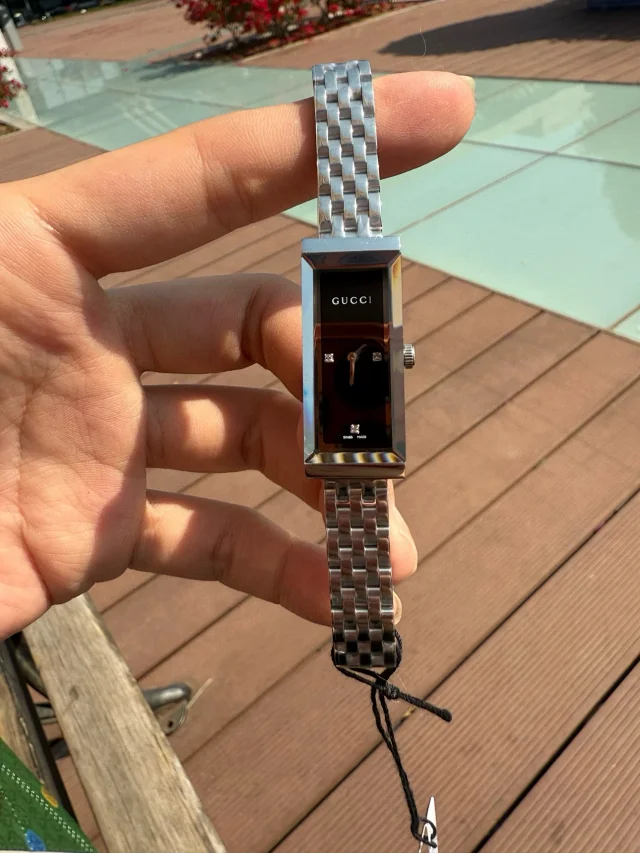 Gucci Watches G-Frame rectangular bracelet watch product detail image 24