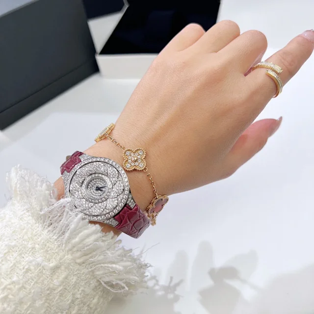 Graff Watches Crystal-Set Round Dial Leather-Strap Watch product detail image 9