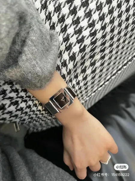 Gucci G-Timeless Square Black Dial Silver Watch Watches - 7