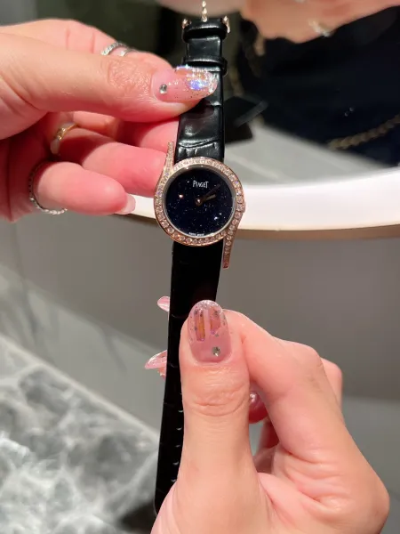 Design Piaget Limelight Gala Rose Gold Diamond-Set Black Leather Watch Watches - 94