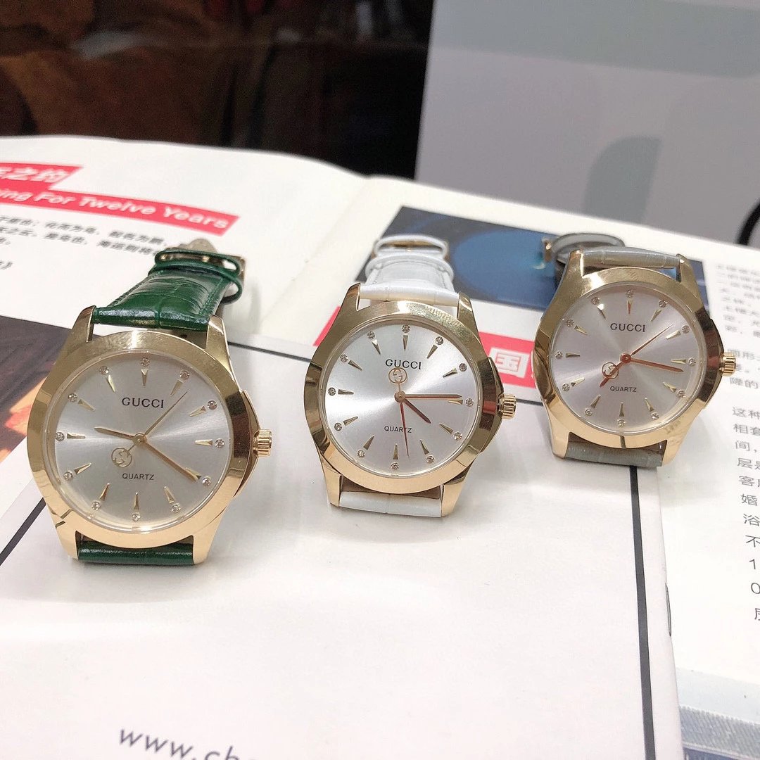 Gucci G-Timeless Mini Green Leather Quartz Watch - 18