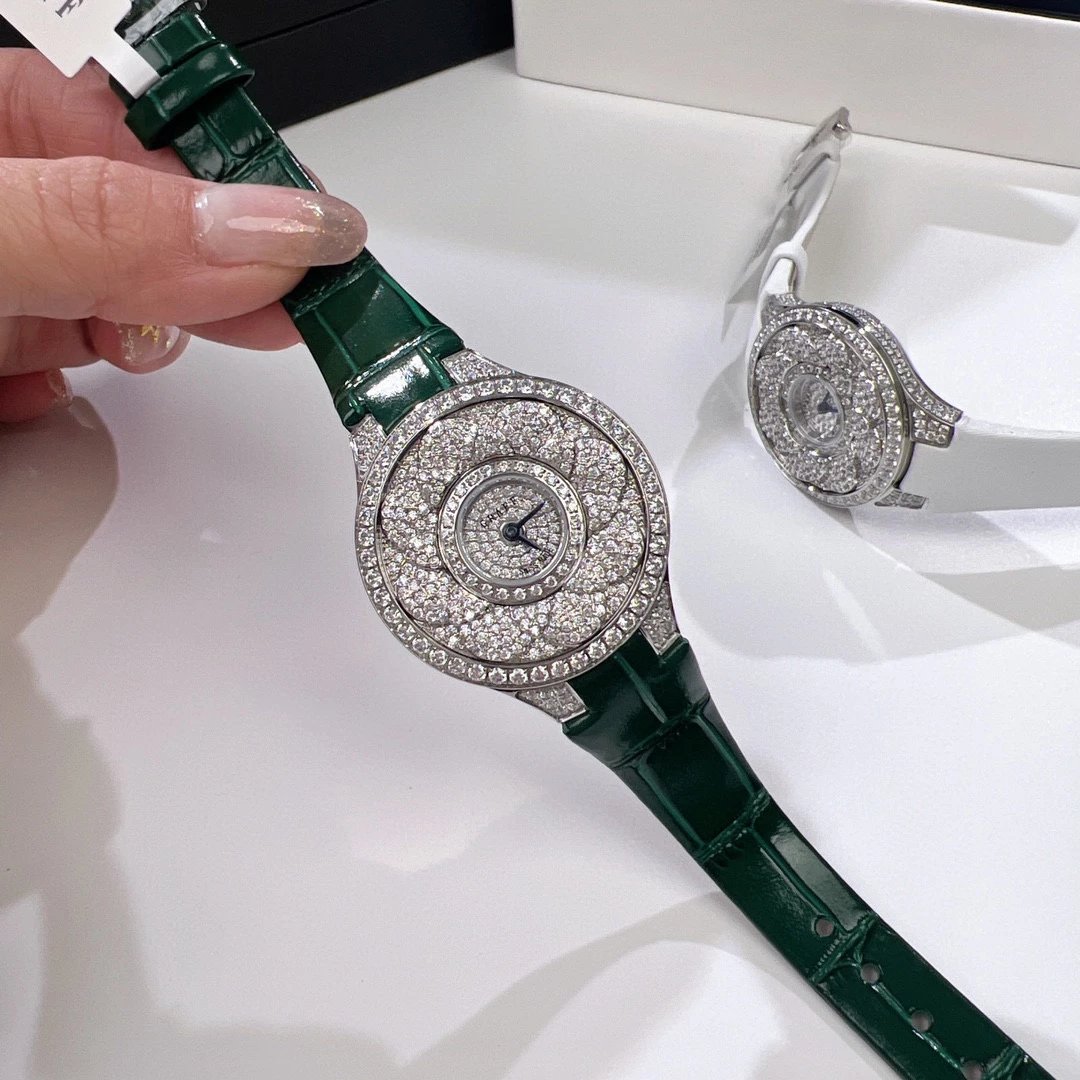 Graff Watches Crystal-Set Round Dial Leather-Strap Watch image 3