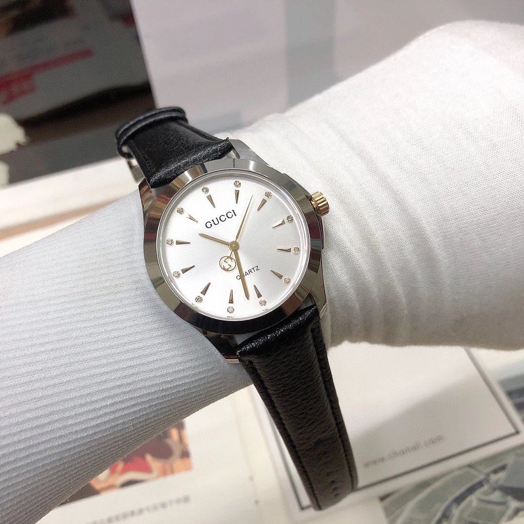 Gucci G-Timeless Mini Green Leather Quartz Watch - 21