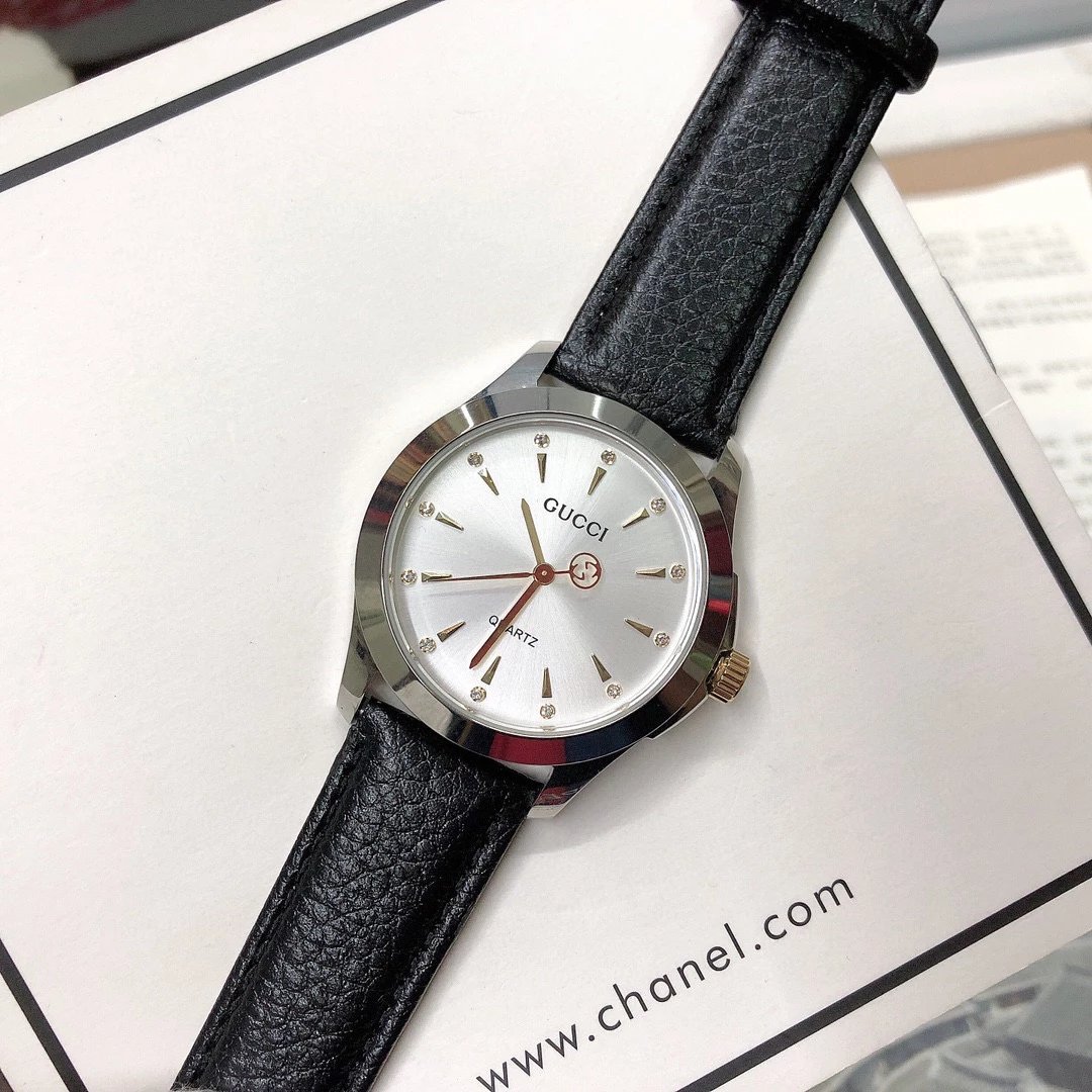 Gucci G-Timeless Mini Green Leather Quartz Watch - 20